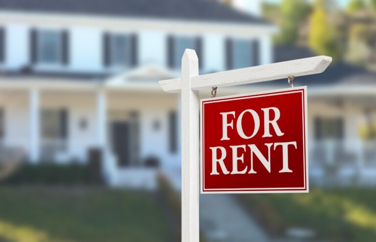 To let board displayed outside a modern detached house available for rent in Saltaire