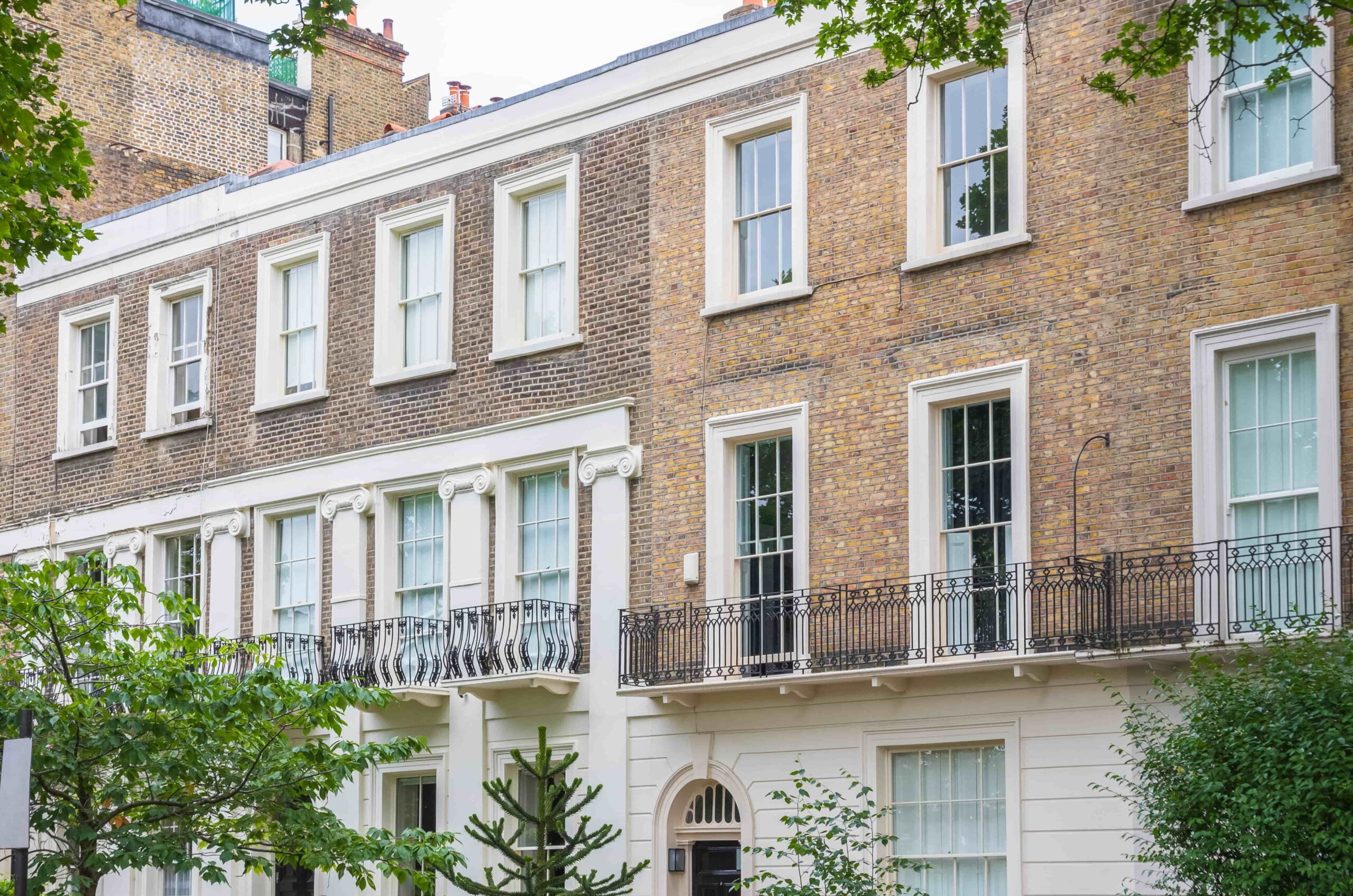A building with a balcony