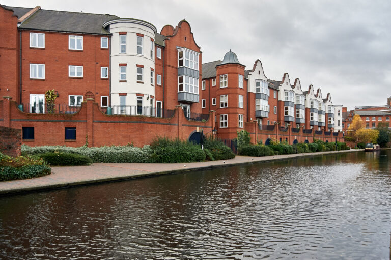 Waterside apartments in Worcester property area guide
