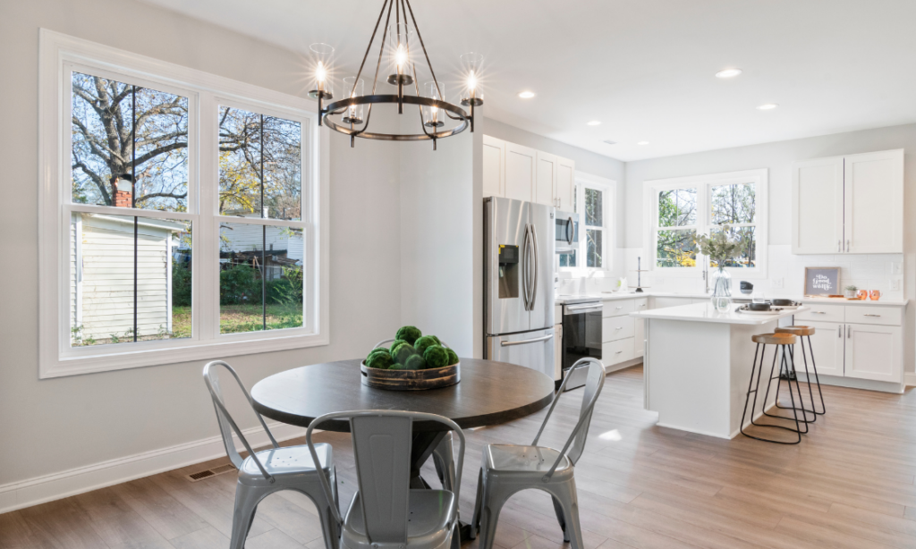 Bright modern kitchen and dining area, representing Bath house prices and buyer value across BA1 and BA2 postcodes.