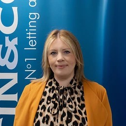 Chloe Hudson - Martin & Co Aberdeen