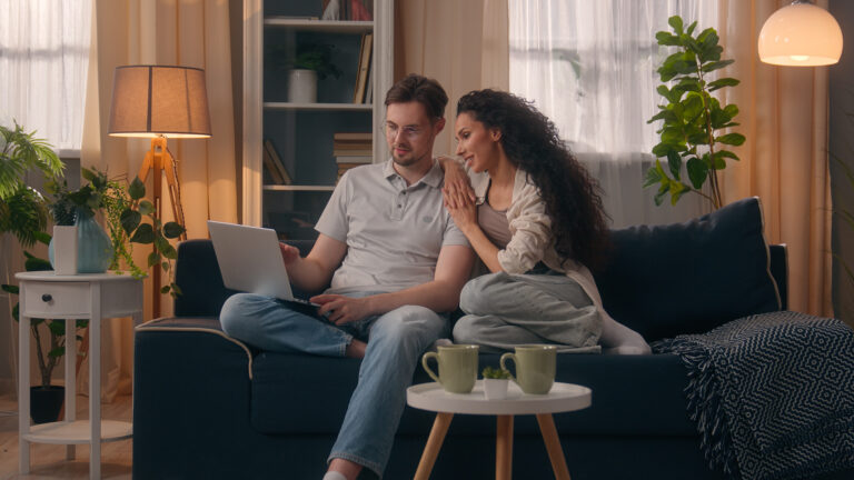 Couple researching property in Old Aberdeen AB24