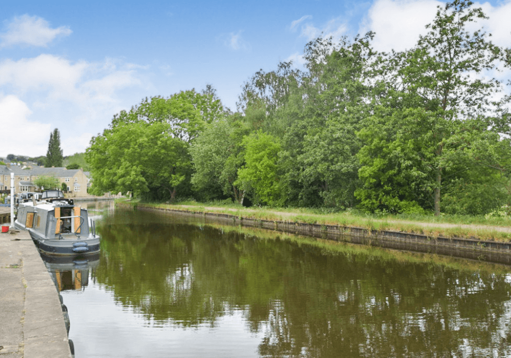 Apperley Bridge - Canal - Marketing & Co Estate Agents