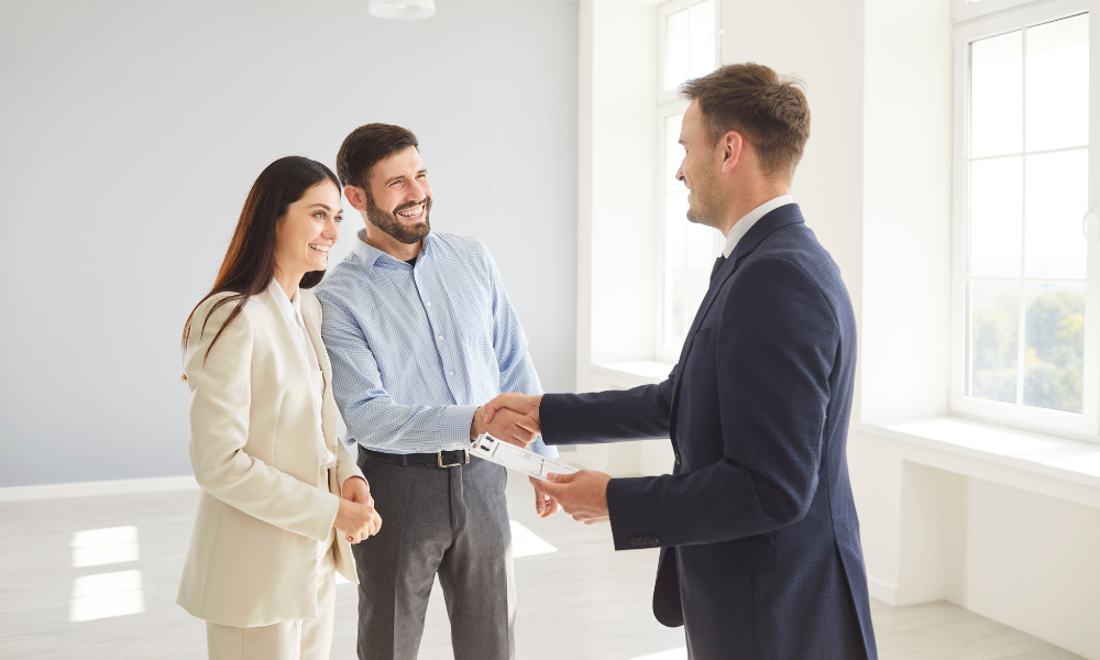 Tamworth landlord guide for October 2026, comparing whether to hold or sell rental properties across B77, B78 and B79, including rental income, property costs and tenancy regulations